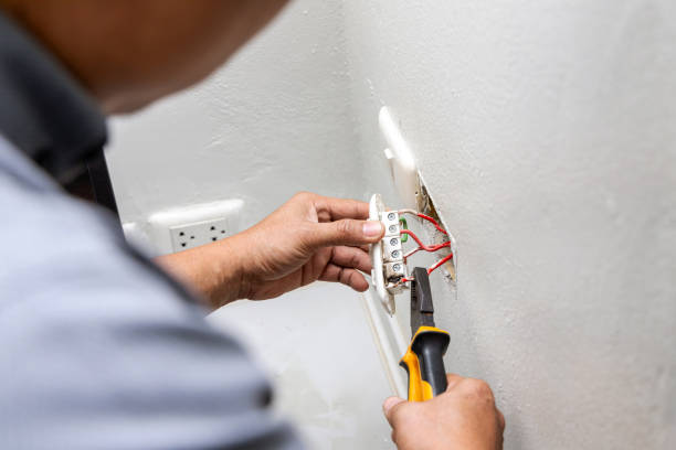 Best Affordable Emergency Electrician  in Pennington Gap, VA
